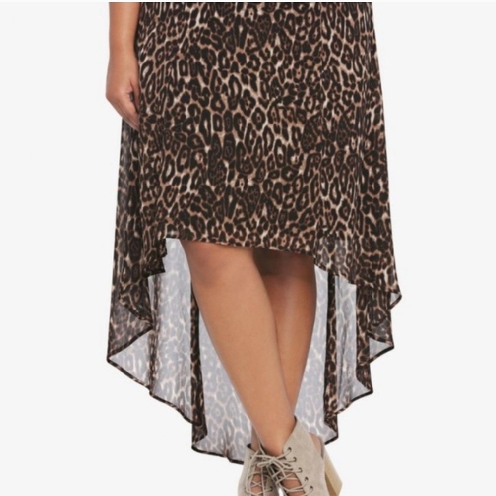 Torrid Leopard Print High Low Skirt Size 22